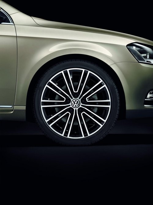 大众帕萨特专属版旅行车 新配置/售31万